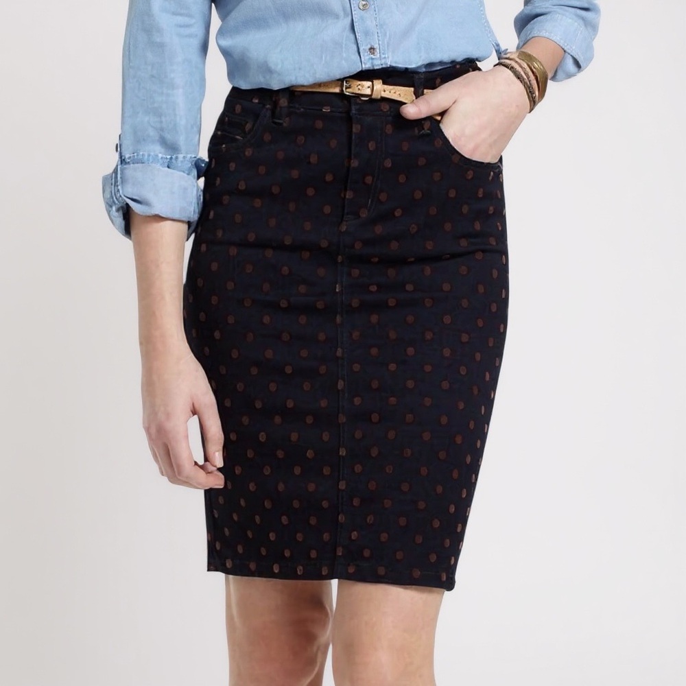 Sz 27  Pilcro Anthropologie Denim Polka
Dot Demin Pencil Skirt $88 MSRP NWOT